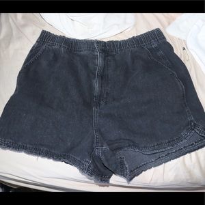High waist American Eagle Mom Jean Shorts